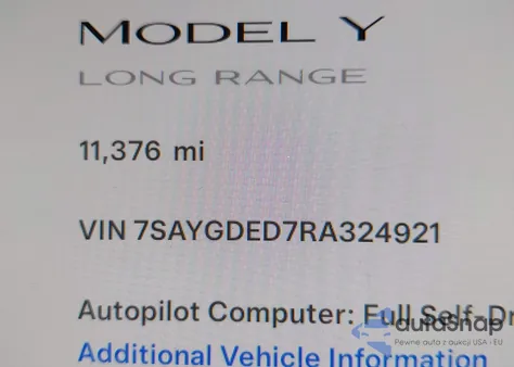 2024 Tesla Model Y Long Range Dual Motor All-Wheel Drive/Rwd z USA, uszkodzony, nr VIN 7SAYGDED7RA324921